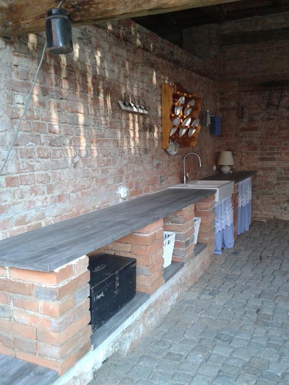 Penzion A Hospoda Na Statku Hluboka nad Vltavou Exterior photo